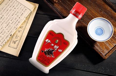 怎么買到正宗的新疆伊力特白酒?網上的靠譜嗎?