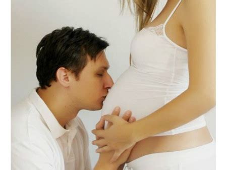 孕晚期胎儿没入盆的表现有哪些