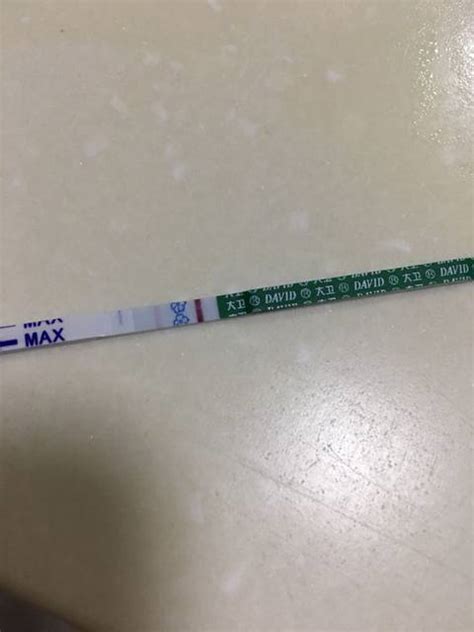 排卵试纸测两个杠是怀孕吗