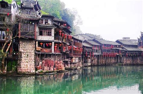 凤凰古城旅游攻略