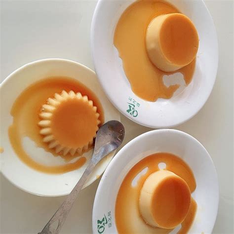 早餐二个鸡蛋一杯牛奶