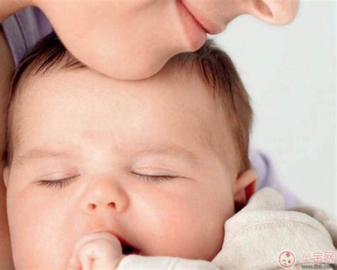 孕妇怎么睡觉对胎儿最好