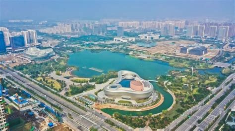 南宁人民公园摩天轮转一圈多长时间