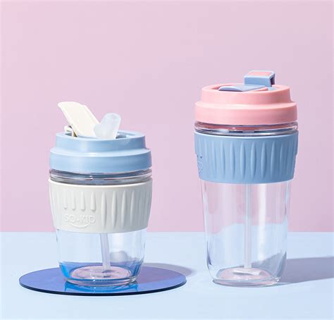 我孩子1歲了，買多少毫升的兒童吸管杯合適？