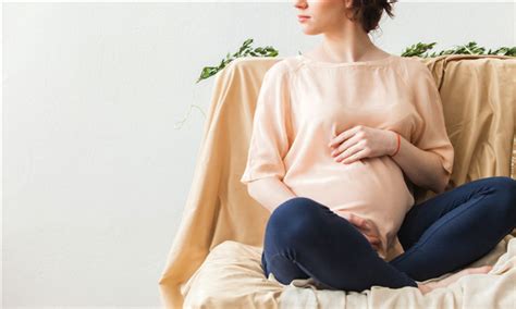 孕中期肚子跟心跳一样是怎么回事
