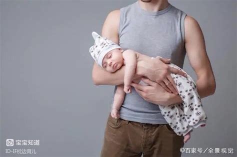 婴儿老吐奶正常吗