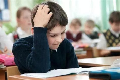 教孩子做作业容易发脾气怎么办