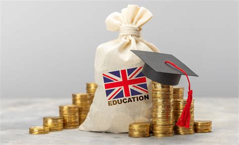 中国留学生在英国每年花多少钱