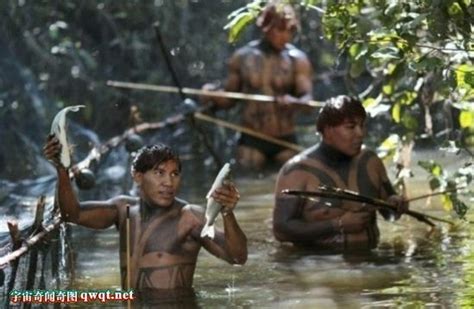 亚马逊丛林部落生活