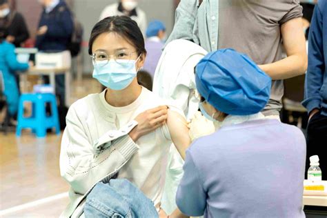 现在中国有多少人打了新冠疫苗