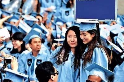 美国每年给中国留学生多少钱