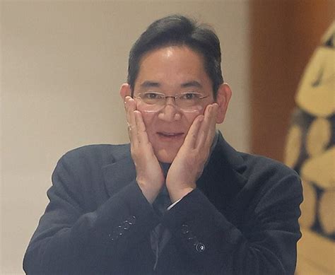 손 연재 이재용 하정우