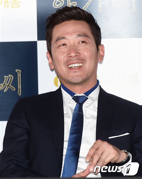 아가씨 하정우 장면