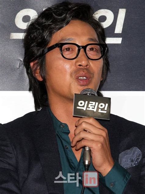 의뢰인 하정우