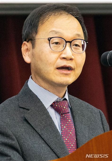 정만석 하정우