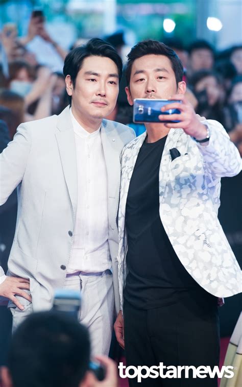 조진웅 하정우