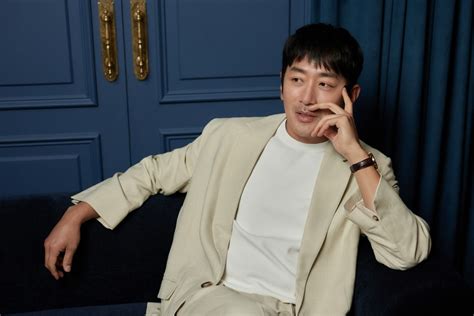 하정우 손가락 장난