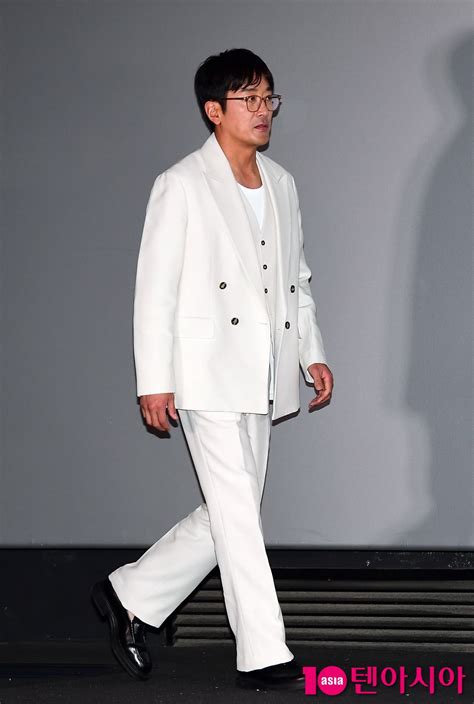 하정우 수트