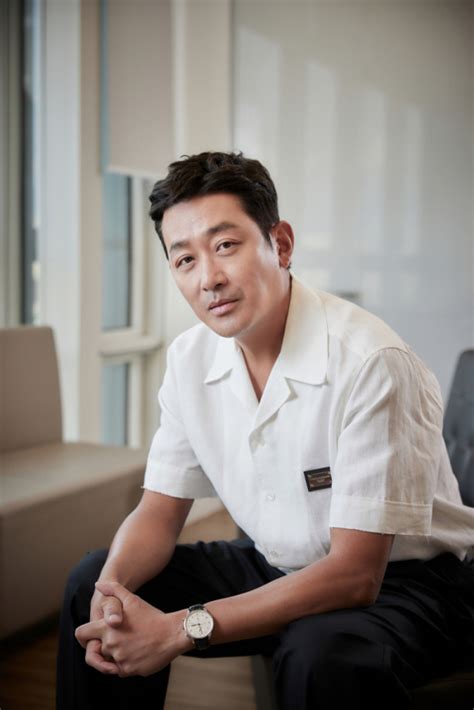 하정우 헬스장