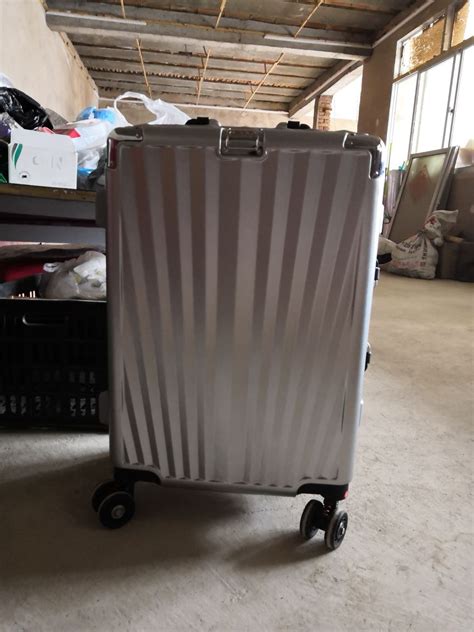 24寸行李箱能带上飞机