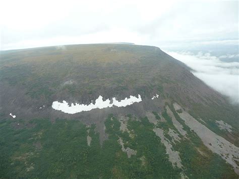 西伯利亚暗色岩事件 一场地球浩劫火山喷发 (我想知道肖恩康纳利一共演过几部电影？)